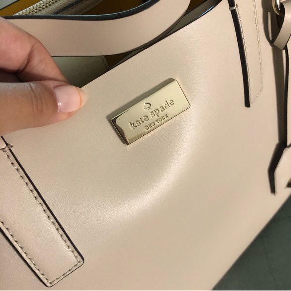 Kate Spade Purse - Picture 7 of 16